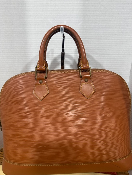 Louis Vuitton Tan Epi Alma Satchel W/Dustbag - Picture 5 of 11